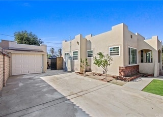 Building Photo - 909 N Olive St