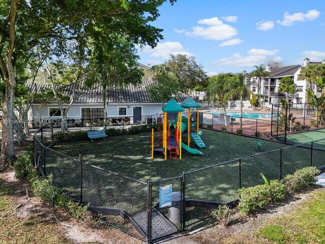 Building Photo - Move-in ready | 2 Bed / 2 Bath | Atlantic Springs – Coral Springs