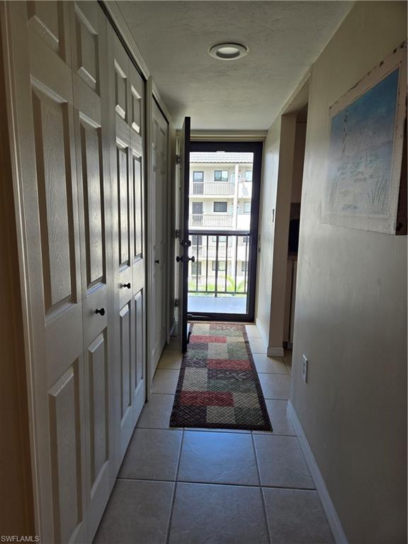Hallway - 2121 Collier Ave