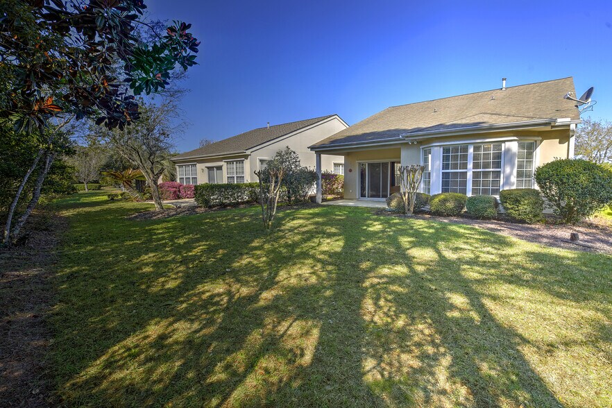 Building Photo - 149 Landing Ln