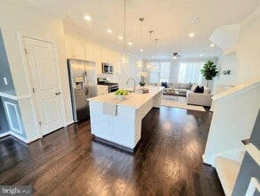 Building Photo - 8430 Pine Bluff Rd