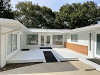 Building Photo - 262 S Villas Ct