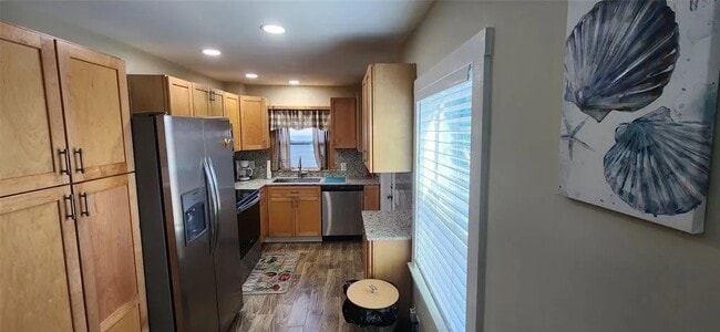 Building Photo - 8429 Citrus Way