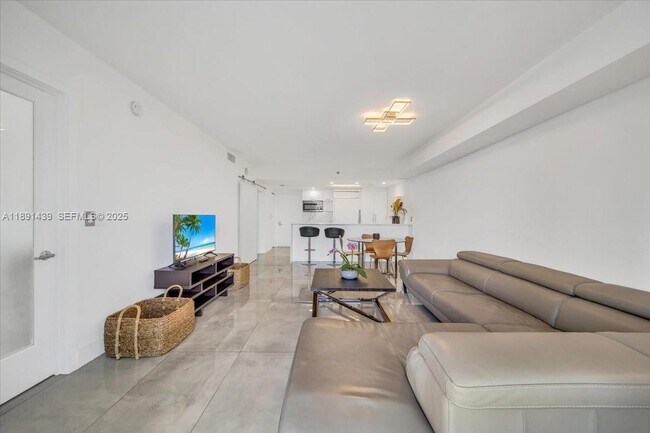 Building Photo - 50 Biscayne Blvd