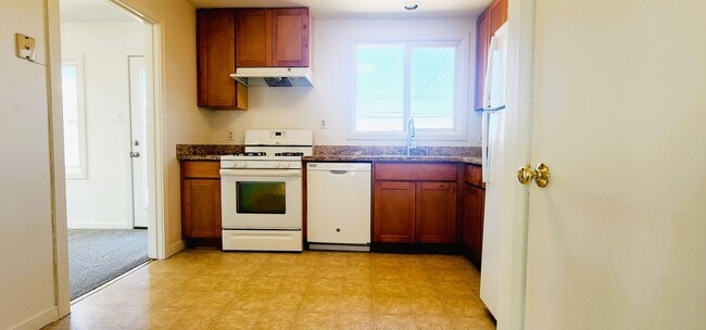 Building Photo - South San Francisco Great Single Family Home For Rent