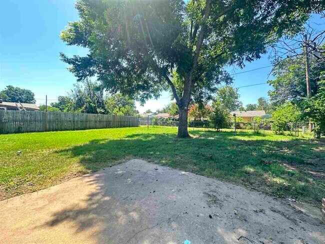 Building Photo - 4117 Pecos St