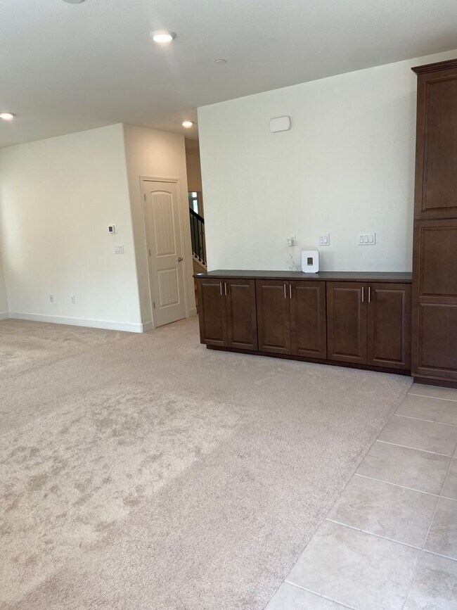 Building Photo - Folsom Ranch Community - 4 Bedroom, 2.5 Ba...