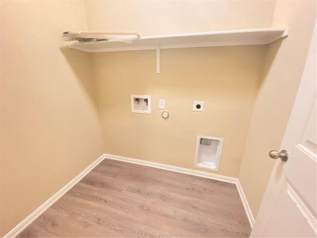 Building Photo - 6204 Diamondleaf Bend