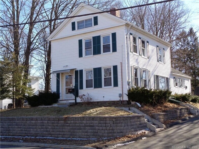 Building Photo - 454 Middle Tpke E