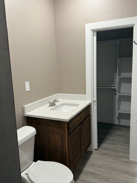 Building Photo - 3513 Tomahawk Dr
