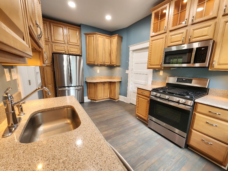 Building Photo - 1108 College Ave