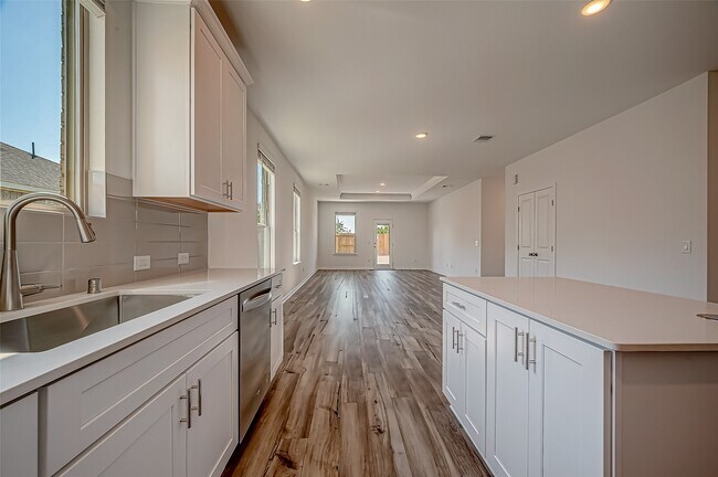 Building Photo - 7134 Glennwick Grv Ln