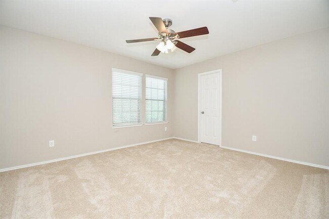 Building Photo - 1646 Perennial Ln