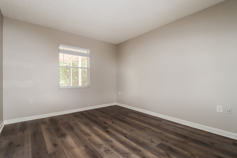 Building Photo - 8047 Hathaway Dr