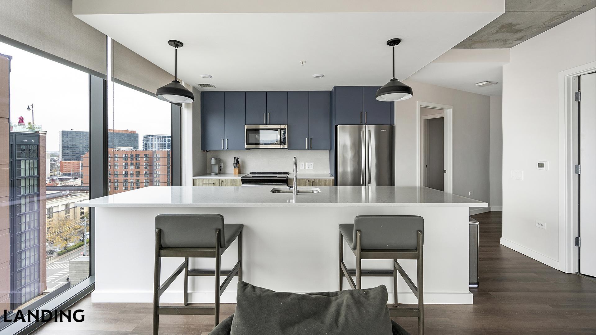 Building Photo - 2010 West End Ave