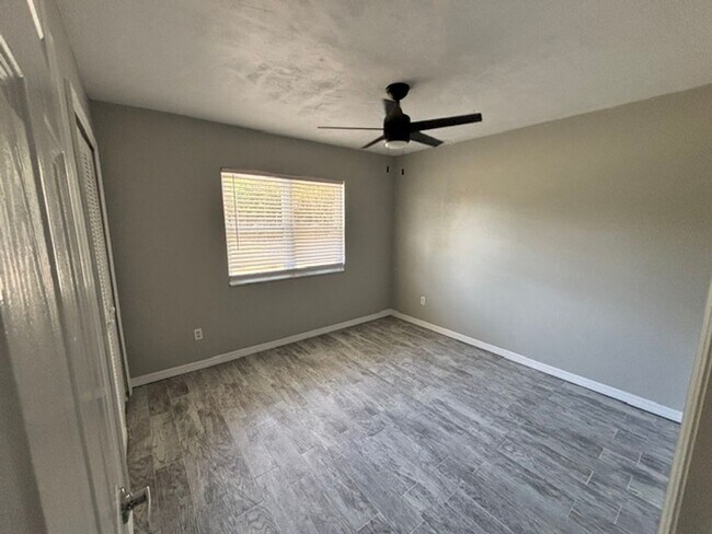 Building Photo - 1187 Malone Ct