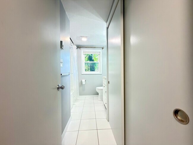 Building Photo - 2 Annaberry Ln