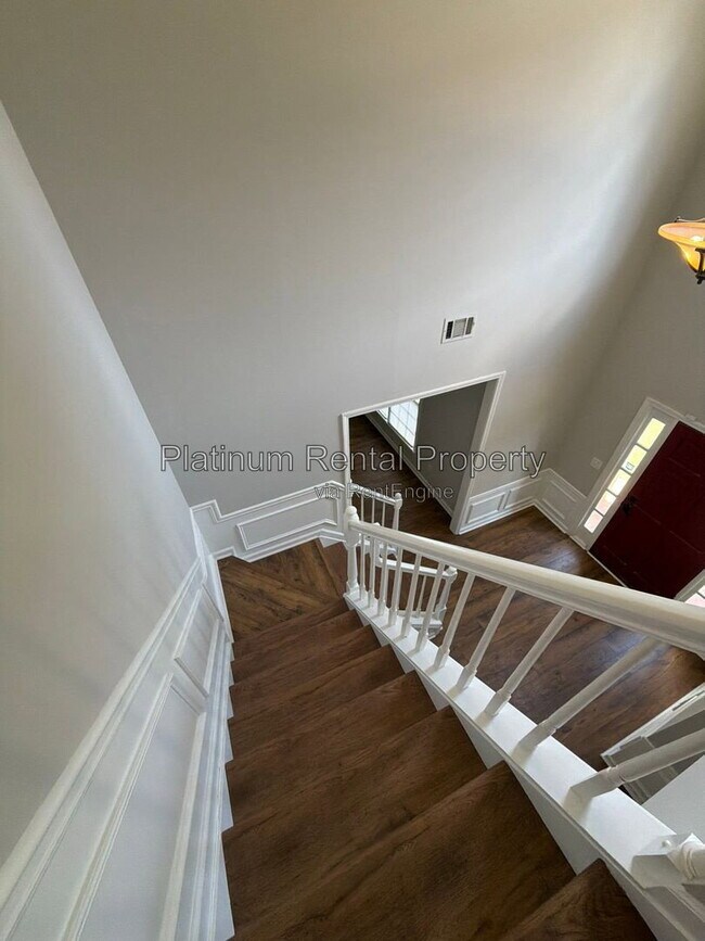 Building Photo - 4755 Agate Dr