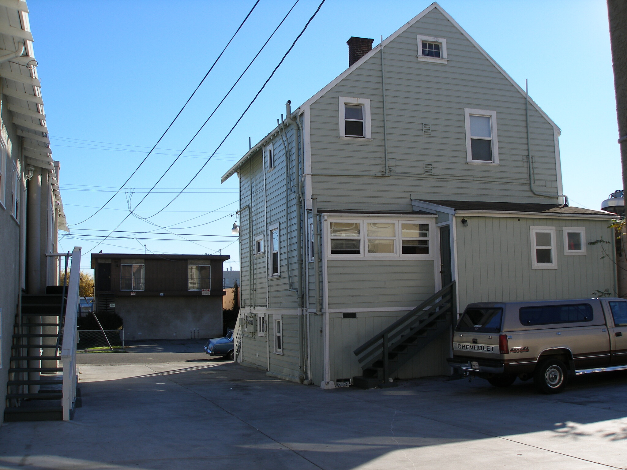 Building Photo - 1096 Aileen St