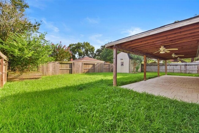 Building Photo - 826 Seacliff Dr