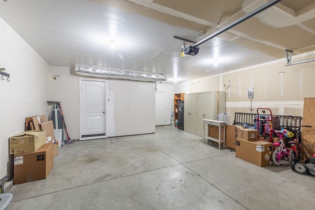 Building Photo - Just listed home for rent!