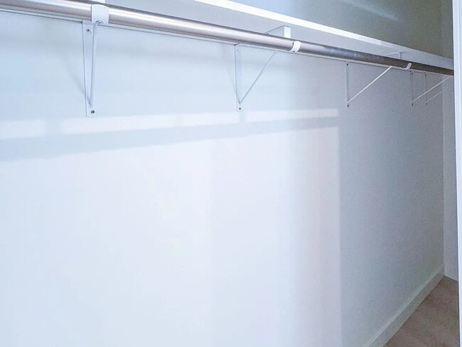 Building Photo - This newly remodeled 1-bedroom, 1-bathroom...