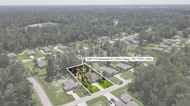 Building Photo - 2407 S Colosseum Ct