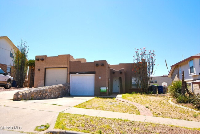 Building Photo - 216 Cutlass Dr