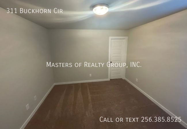 Building Photo - 311 Buckhorn Cir