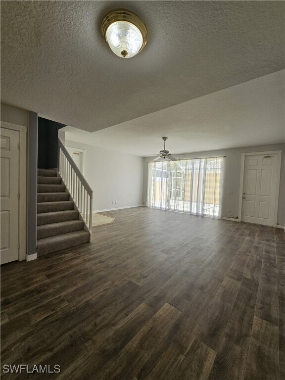 Building Photo - 28279 Jeneva Way