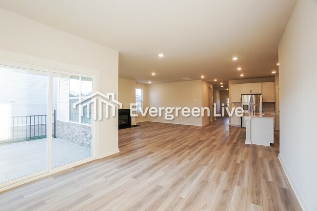 Building Photo - 874 Bur Oak Ct