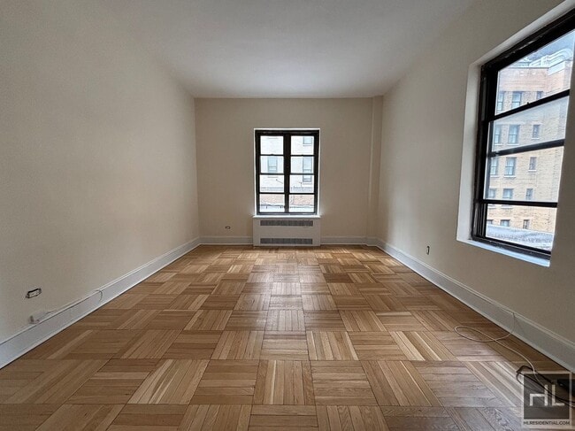 Building Photo - 141 E 56th St