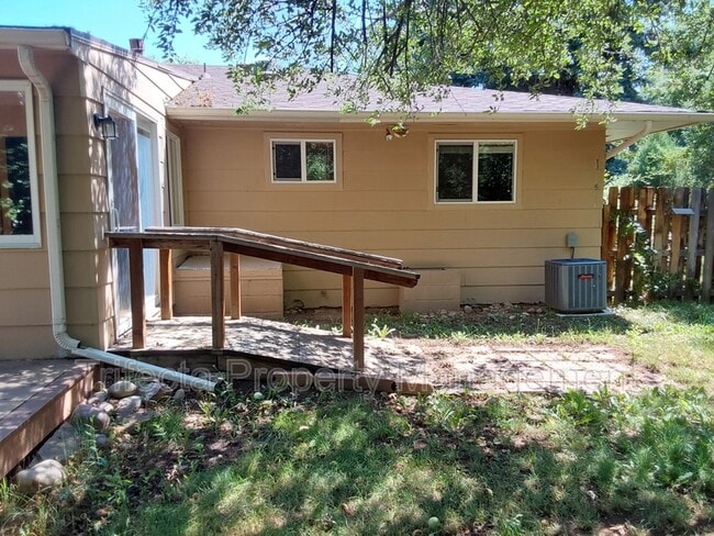 Building Photo - 1309 City Park Ave