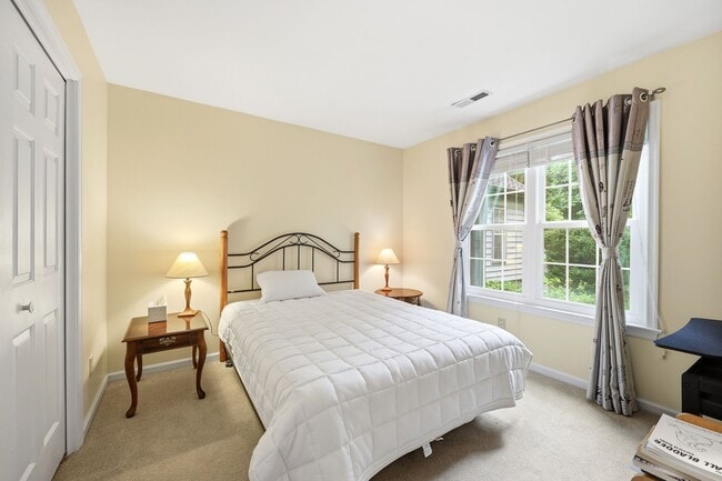 Building Photo - 1634 Brightfield Pl