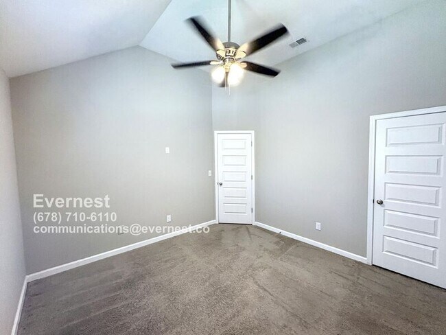 Building Photo - 3177 Alhambra Cir