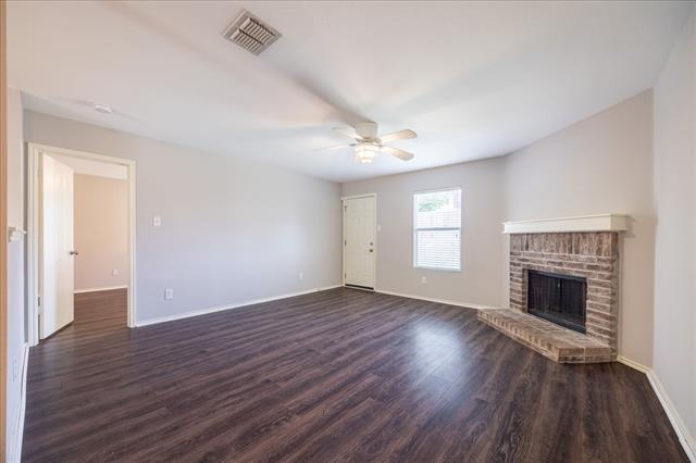 Building Photo - 1705 Diamond Lake Trail