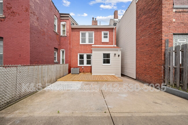 Building Photo - 417 Dargan St