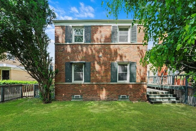 Building Photo - 1122 N Harlem Ave