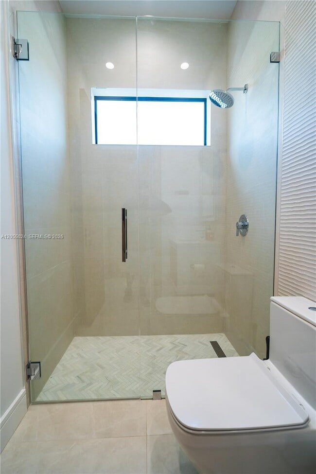 Building Photo - 9330 SW 34th St
