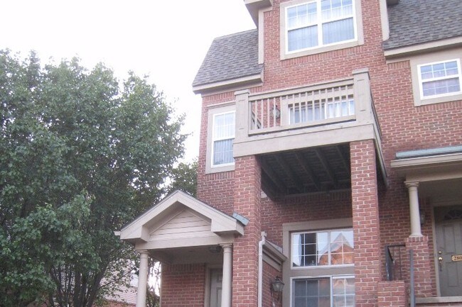 Primary Photo - 2811 Barclay Way