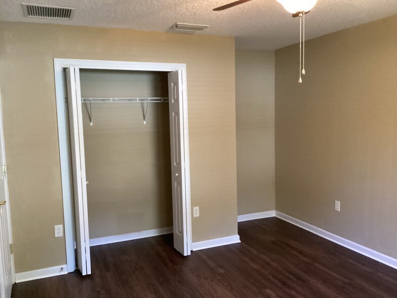 Building Photo - 4152 Lonicera Loop