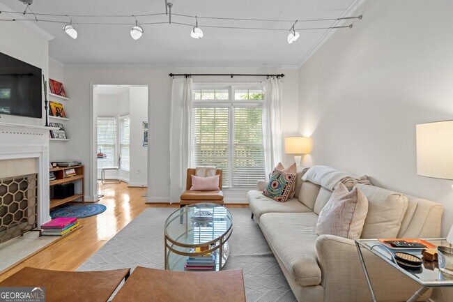 Building Photo - 50 Biscayne Dr NW