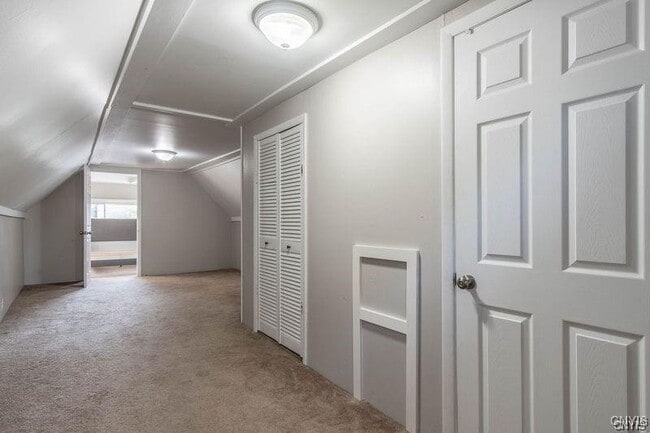 Building Photo - 813 Franklin St