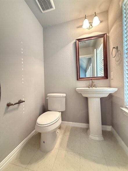 Building Photo - 11818 Antler Dr