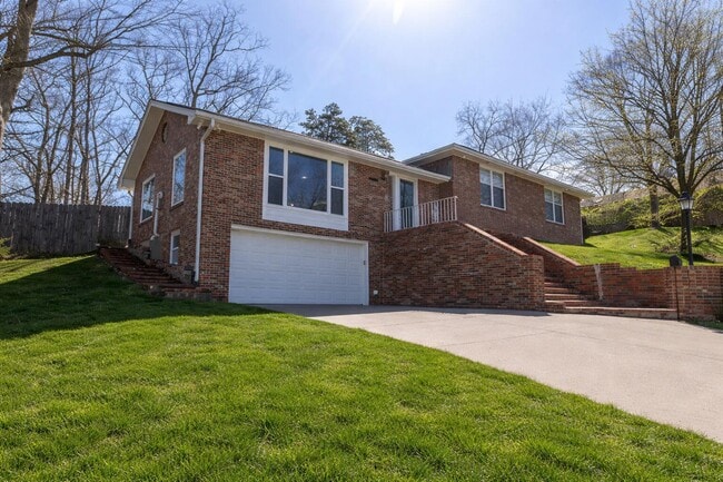 Building Photo - 2500 Bluff Blvd