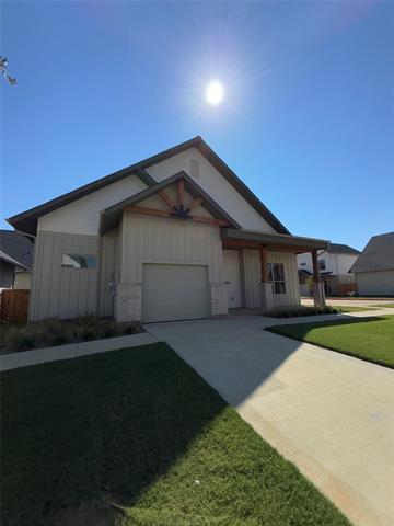 Building Photo - 2036 Oak Grove Ln
