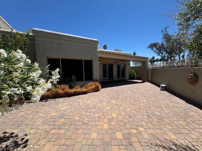 Building Photo - Cameldale Gated Community