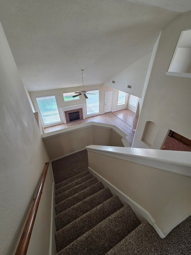 Building Photo - 5419 Bear Hunters Dr