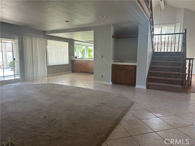 Building Photo - 9545 Alta Loma Dr