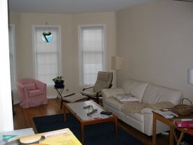 Building Photo - 312 W Auglaize St